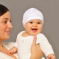 भारतीय परिवेश में शिशु की नींद के लिए उपयुक्त पकड़ने की स्थिति