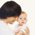 गर्भवती महिलाओं के लिए घर में सुरक्षित योग-व्यायाम प्रैक्टिस कैसे करें?