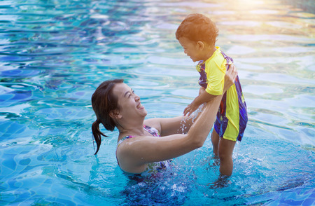Pool Exercises for Pregnant Women: Benefits & Wellness Tips in Hindi Culture