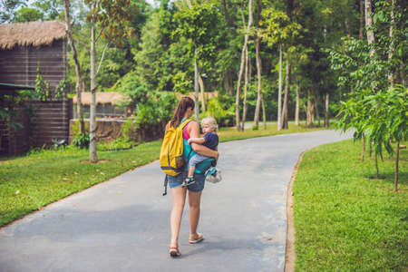 Indian Parents’ Guide: Best Baby Gear Selection Tips for Hassle-Free Travel